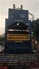 ?浙江绍兴15857595333，出售二手打包机，压力40吨，自动出包，九成新。有人需要联系我。