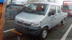 山东济南莱芜区，求购五菱之光双排小卡车的配件，手机号13563451499