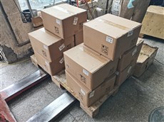 国外客户，长期求购长安CS85/CS95/uni-k配件，电话13802509697